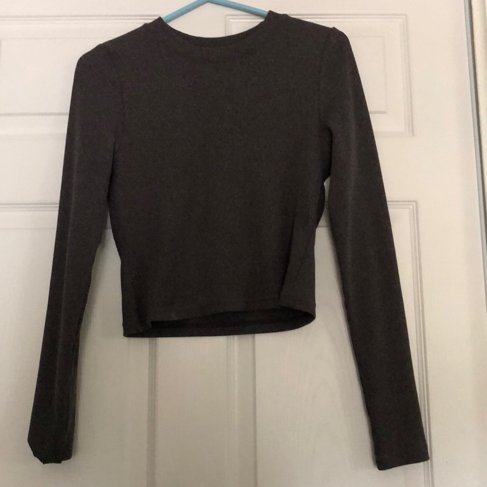 H&M stretchy long sleeve shirt
